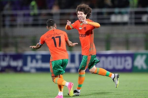 منتظری که منتظر استقلال بود، مس را طلا کرد