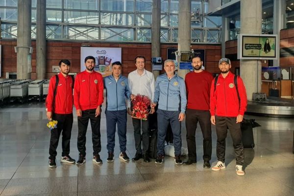  کاروان استقلال تاجیکستان وارد تهران شد