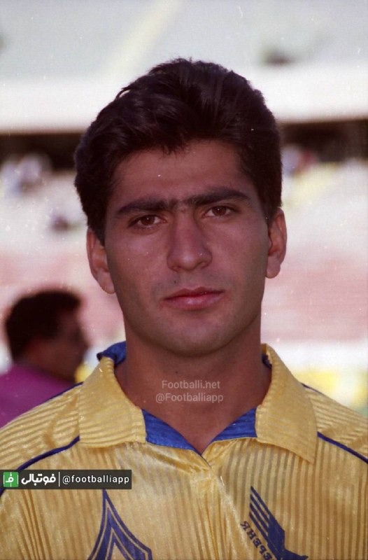  نوستالژی فوتبالی  علی سامره ۲۱ ساله با پیراهن فجرسپاسی شیراز در فصل ۷۹-۷۸