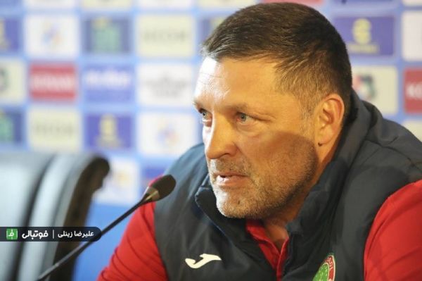 سرمربی استقلال تاجیکستان پرسپولیس تیمی با روحیه و قوی است