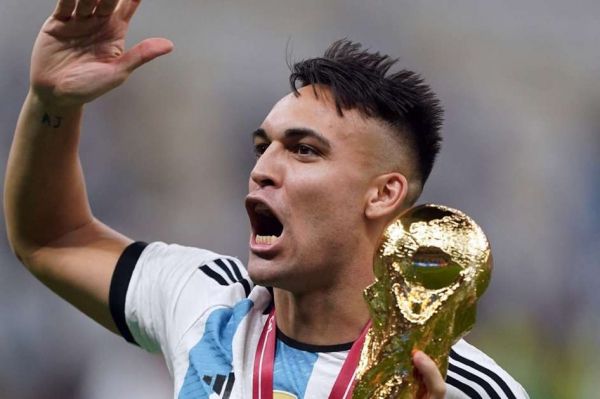 اینزاگی لائوتارو لایق توپ طلاست