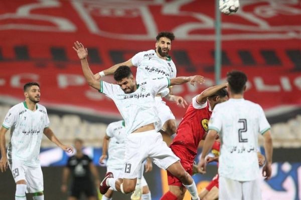 مدافع ذوبآهن، غایب دیدار هفته هشتم با تراکتور