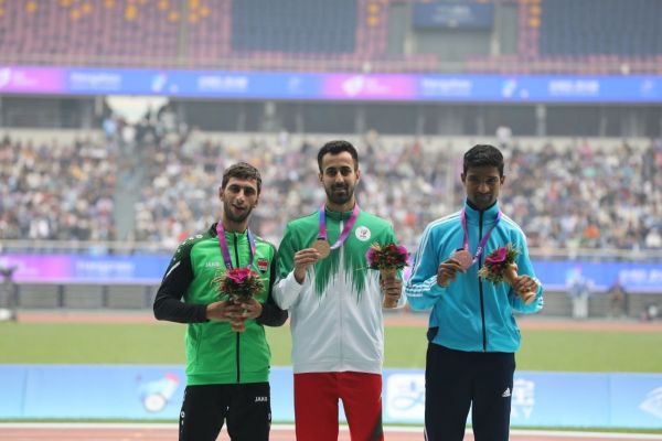  علیرضا زارع قهرمان دوی 100 متر شد