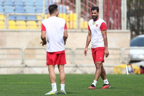  گزارش مهر  خطر بیخ گوش دو بازیکن خاطی پرسپولیس  محرومیت در انتظار یک سرخپوش