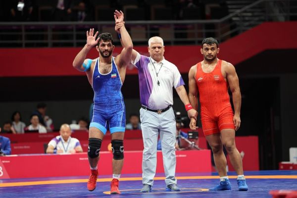  پزشک جراح حسن یزدانی  بین ۵ تا ۶ ماه دیگر او می‌تواند مرور فن کشتی را آغاز کند