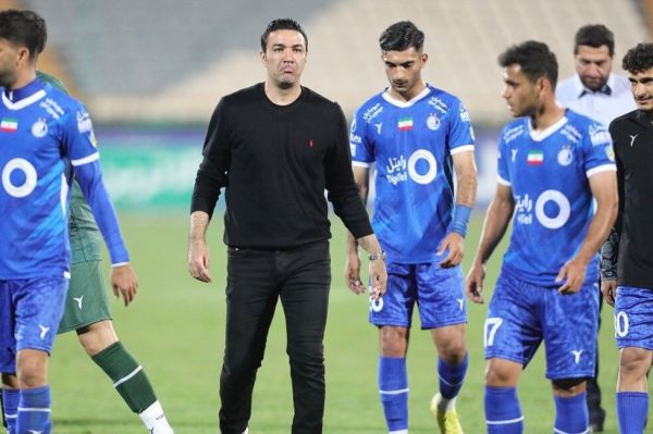  تبریک ویژه بازیکنان استقلال به جواد نکونام