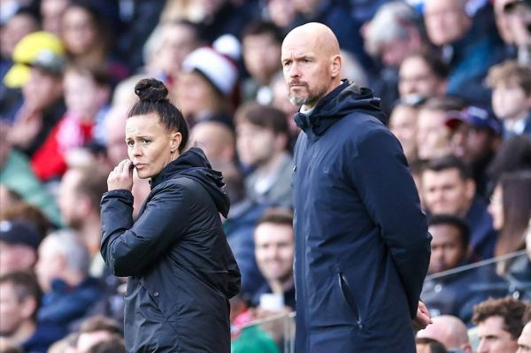 ربكا ولش تاريخ ساز شد؛ پا قدم خوب اولين داور زن جزيره براى منچستريونايتد