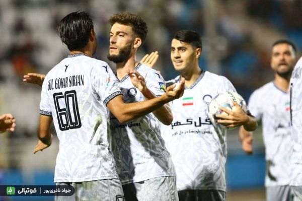 درخشش همتیمی نکونام برای گلگهر سیرجان