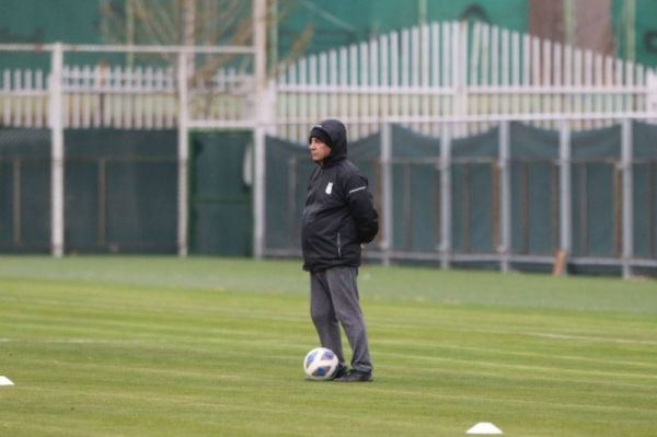 مورد عجیب هفته دهم؛ قلعهنویی برنامه لغو مسابقات را نداشت