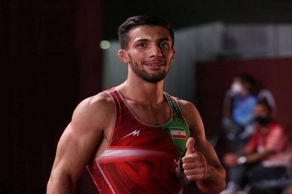 گرایی باید تحت نظارت پزشک کار فیزیوتراپی را دنبال کنم