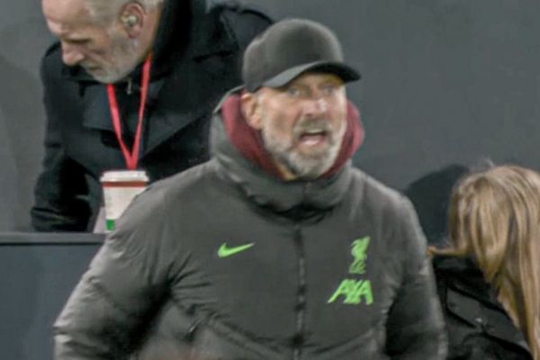 عکس؛ عصبانیت شدید یورگن کلوپ پس از فرصتسوزی داروین نونیز