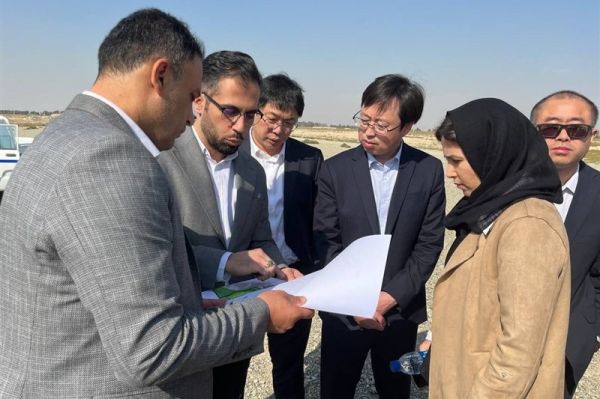 بازدید مدیران ارشد شرکت چینی از زمین شهر آفتاب