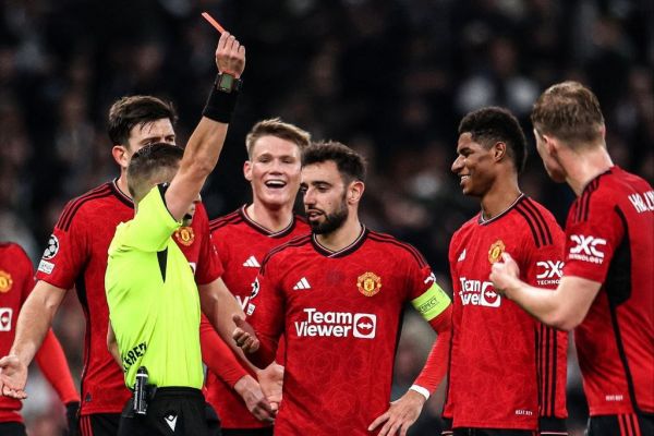  ادامه دار بودن روزگار تیره منچستر یونایتد، در شب پیروزی بزرگان