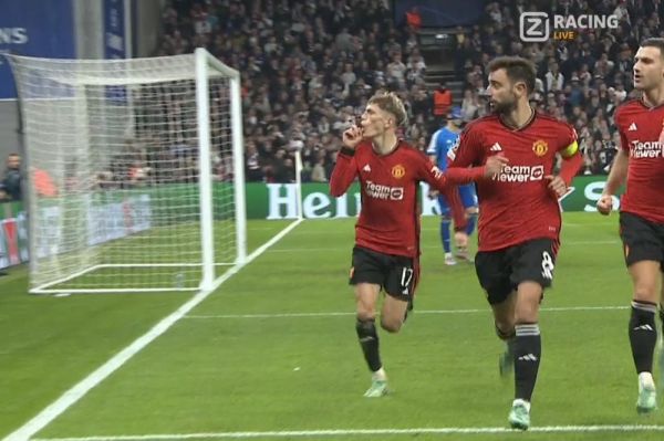 عکس؛ لحظهای که گارناچو هواداران کپنهاگن را به سکوت دعوت کرد