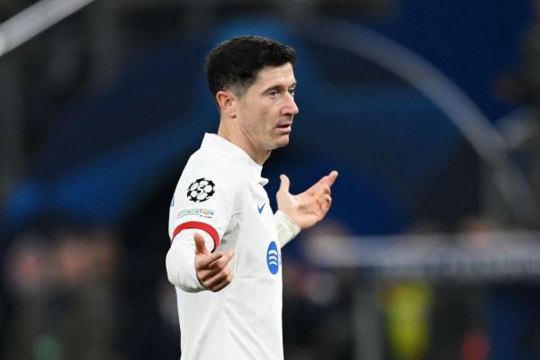  مهاجم بارسلونا بر سر دو راهی النصر و اینتر میامی