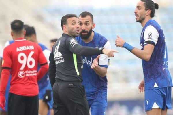  گزارش آماری  نگاه آماری به داور بازی استقلال – تراکتور