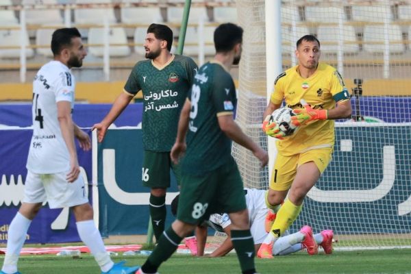  اعتراض پیکان به داوری بازی با شمس آذر