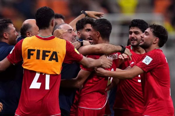  جام جهانی زیر 17 سال  فیفا  پیروزی ایران مقابل مدافع عنوان قهرمانی در شب پر از درام جاکارتا
