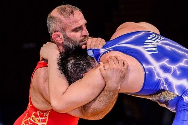 ظاهر جدید و جالب کشتیگیر گرجستانی عکس