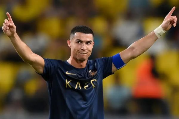  مجری تلویزیون عربستان  گل رونالدو را ندیدیم چون کارگردان در ماه عسل بود