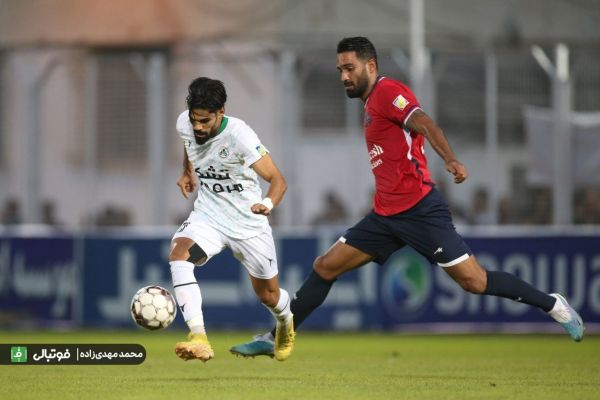  گزارش تصویری اختصاصی  دیدار تیمهای نساجی و ذوب آهن