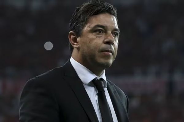  بنزما به گزینه مورد نظر الاتحاد چراغ سبز نشان داد