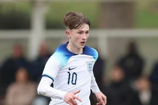  پیشنهاد نجومی منچسترسیتی برای بازیکن 15 ساله