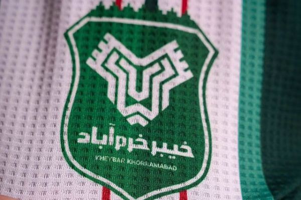 درخواست خیبر از هواداران وارد زمین نشوید و لیزر نیندازید