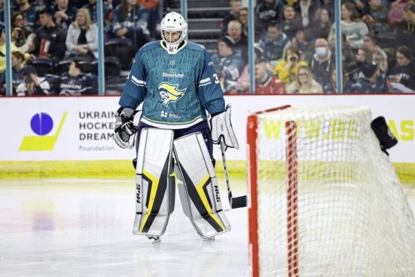  رونمایی از تیم جدید اسطوره چلسی در لیگ هاکی روی یخ