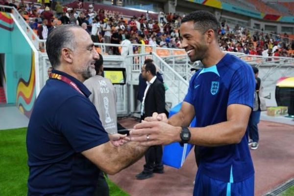 شوخی یوسفی با عبدی؛ تو از ژاپن آمدهای