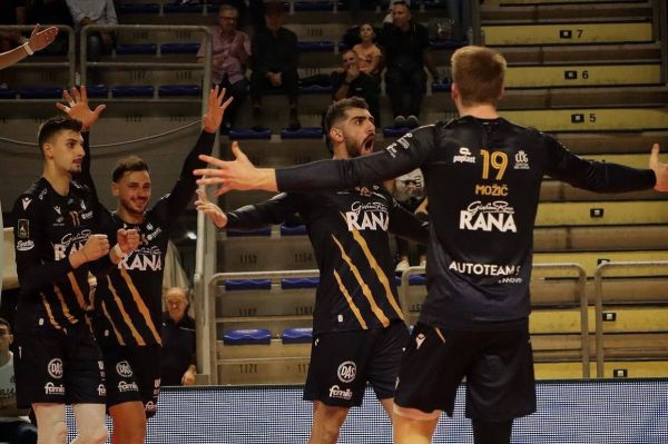  اسماعیل‌نژاد سومین بازیکن امتیازآور لیگ ایتالیا