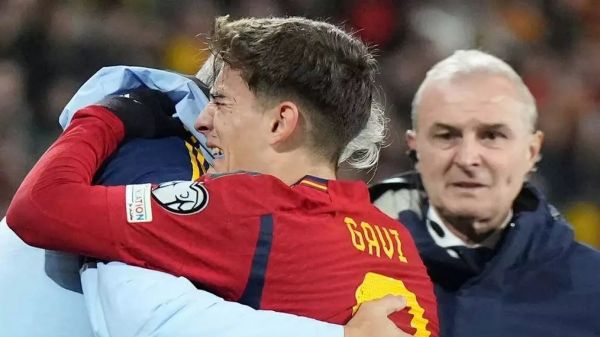  مصدومیت گاوی مشکوک به پارگی رباط صلیبی