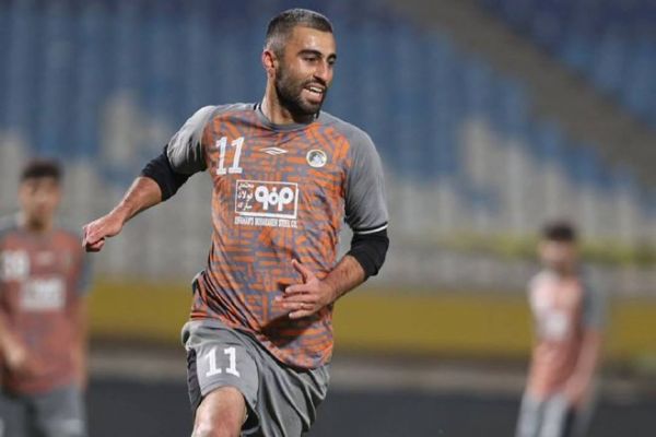 مهاجم سرشناسی که فقط در تمرینات سپاهان پیداست