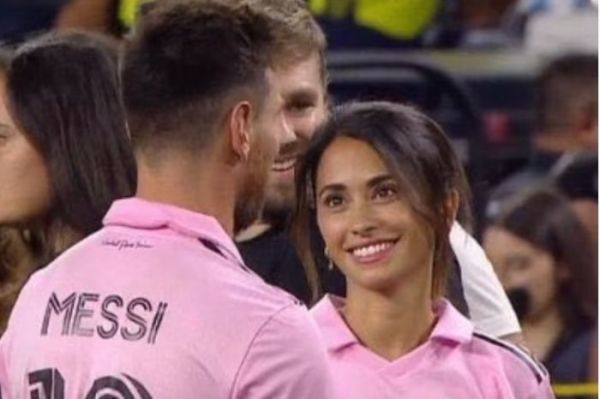  پاسخ همسر مسی به شایعات با انتشار پیامی رمانتیک به مسی