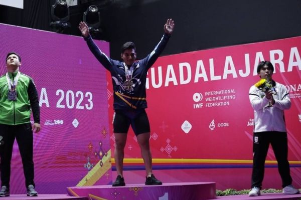  قهرمانی نصیری با ۲ طلا و یک برنز در وزنه‌برداری جوانان جهان