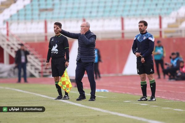  مارتینس  تراکتور مستحق پیروزی بود  تیم ما از نظر دفاعی مشکل دارد