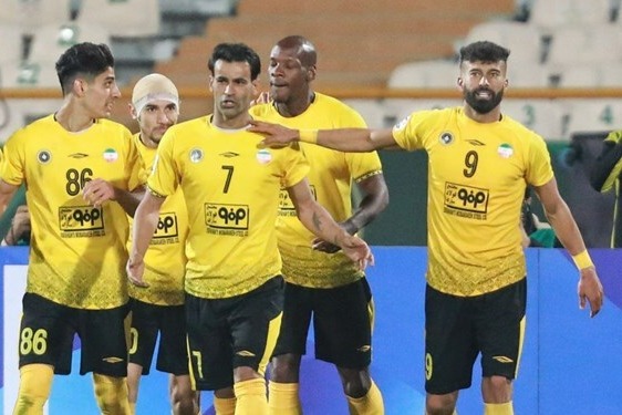 سپاهان با لباس زردرنگ مقابل نیروی هوایی عراق به میدان میرود