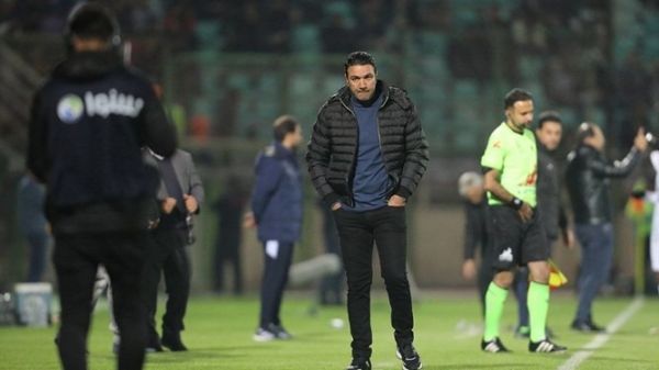 باشگاه استقلال برخی به دنبال توجیه رفتار آماتور فیلمبردار هستند چرا در نیمکت میزبان از این هنرنماییها نبود