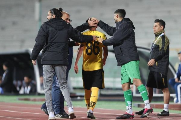  دلداری دسته جمعی به پدیده اخراجی سپاهان