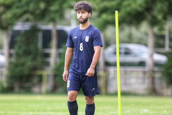 علیرضا باویه از ناحیه رباط صلیبی دچار مصدومیت شد