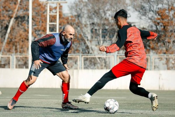 جانشین جوان صفا؛ یار تمرینی پاکو در تراکتور عکس