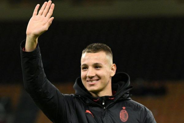 جوان ترین بازیکن سری آ برای حضور خانواده اش در سن سیرو بلیت خرید