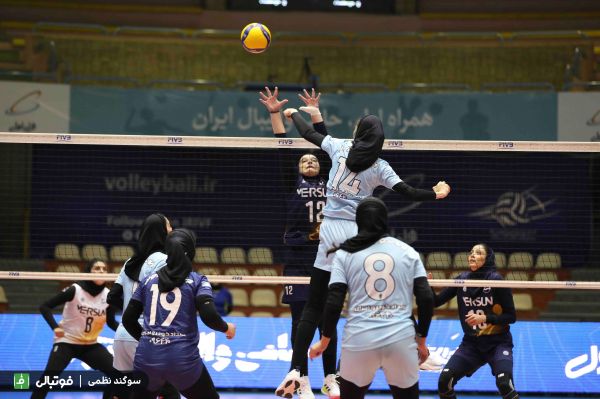  گزارش تصویری اختصاصی  دیدار تیمهای والیبال بانوان پیکان و مهرسان