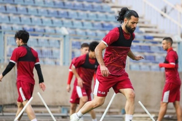  غیررسمی  فولاد محمد عباس‌زاده را اخراج کرد