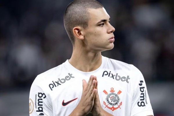 شکست بارسلونا از پیاسجی در رقابت برای هافبک برزیلی