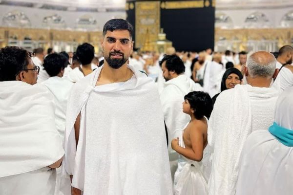  سپاهانی‌ها دور کعبه طواف کردند +تصاویر