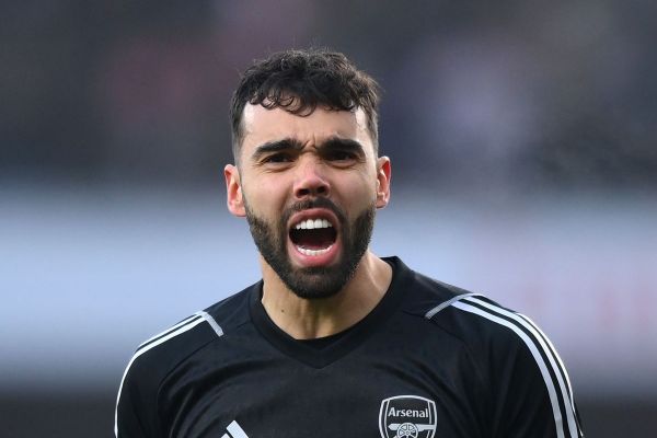  درخواست هوادارن آرسنال برای بازگشت آرون رمزدیل به چهارچوب دروازه توپچی ها