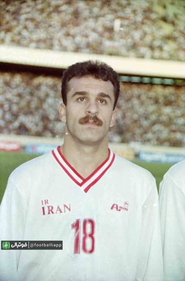  نوستالژی فوتبالی  اکبر یوسفی با پیراهن تیم ملی ایران در سال ۱۳۷۱