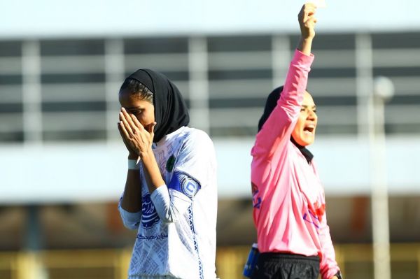 هفته چهارم ليگ برتر فوتبال زنان؛ دربى كرمان برنده نداشت