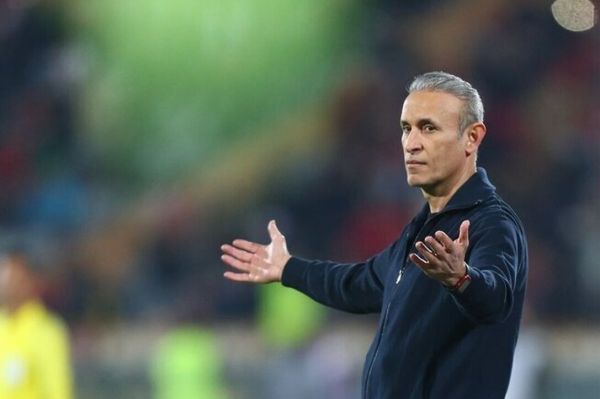 یحیی گلمحمدی مهمترین 3 امتیاز در بازی مقابل هوادار است نه دربی